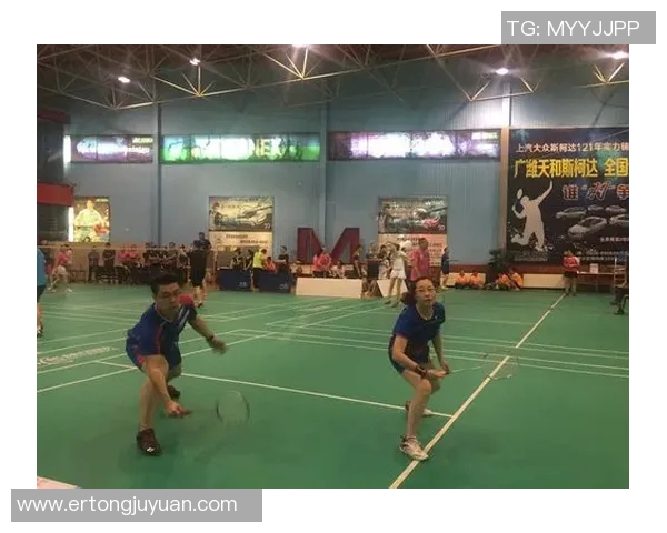 广州羽毛球队与武汉羽毛球队赛后状态分析与复盘总结